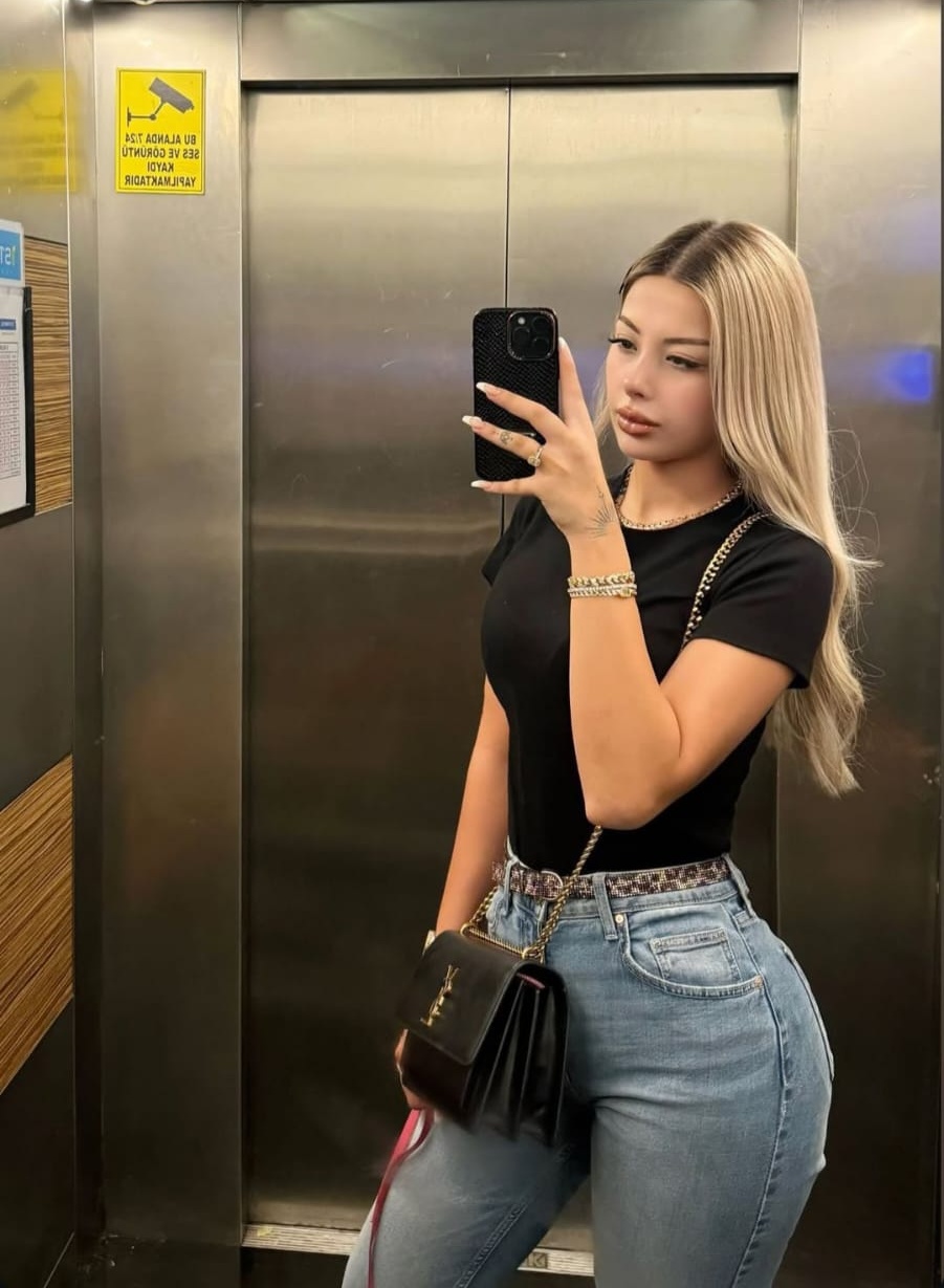 Beylikdüzü İri Memeli Escort Öznur
